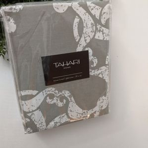 Tahari 100% Cotton Shower Curtain Lg Medallions/Scrolls Print 72 X 72
